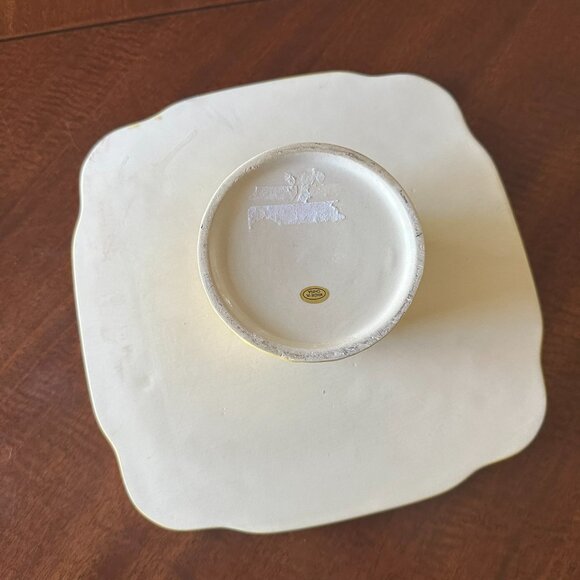 Ceramic Pedestal Cake Stand Ceramic Basketweave Border Butterfly Yellow - Picture 4 of 4